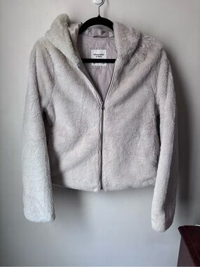 Abercrombie & Fitch Cream Plush Hooded Zip Jacket